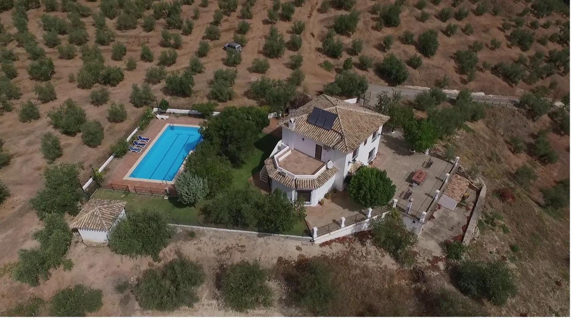 Casa De La Higuera